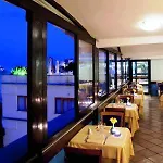 Hotel Royal