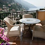Royal Hotel 4*