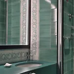 Royal Hotel 4*