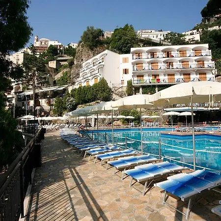 Hotel Royal 4*