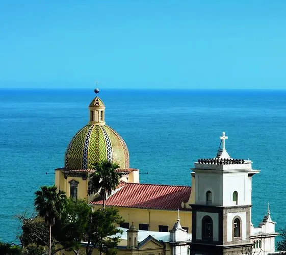 Royal Отель Позитано