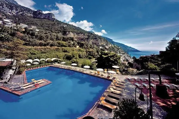 Royal Hotel 4*