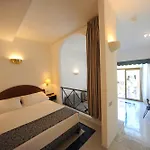ホテル ロイヤル 4*