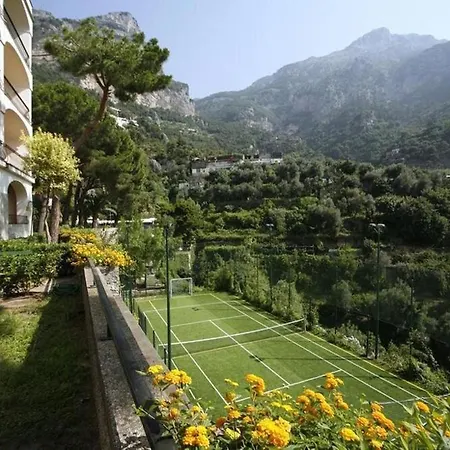 Hotel Royal 4*