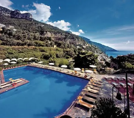 Royal Hotel 4*